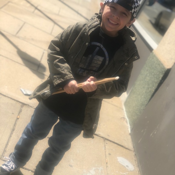 Meet your Posher, Dee 💗 - Picture 7 of 8